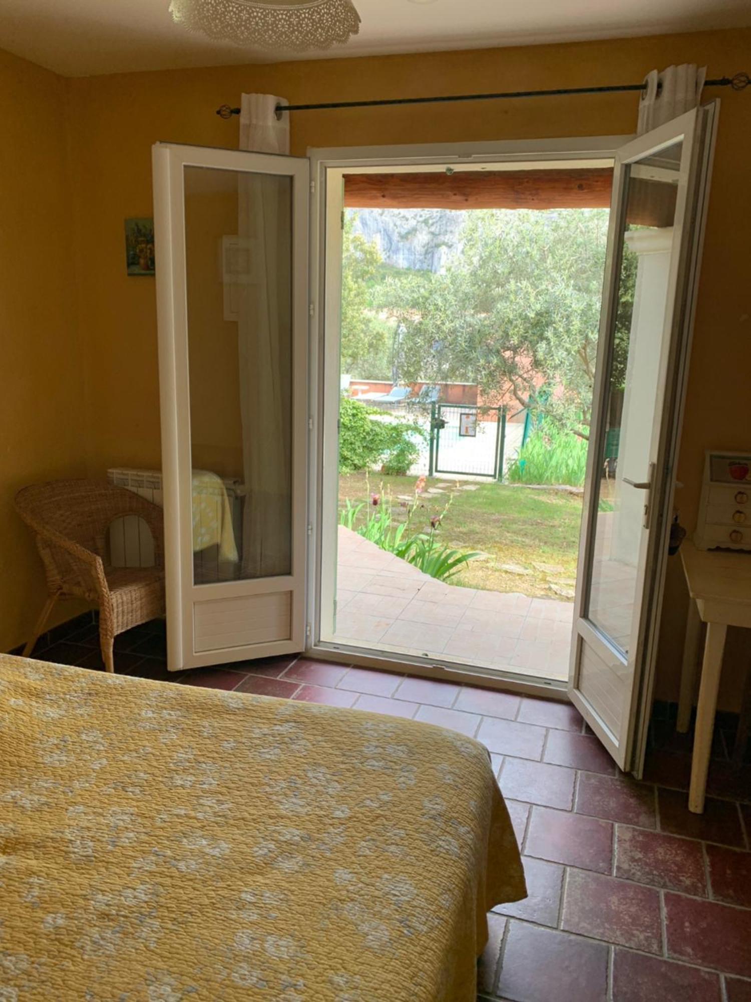 Ll Poulidetto Bed & Breakfast Lioux Exterior foto